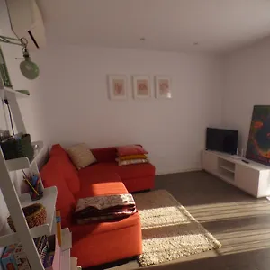 Pis Pràctic I Agradable Sobre La Marina Appartement